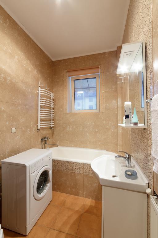 Centreville Apartments イヴァーノ＝フランキーウシク 部屋 写真